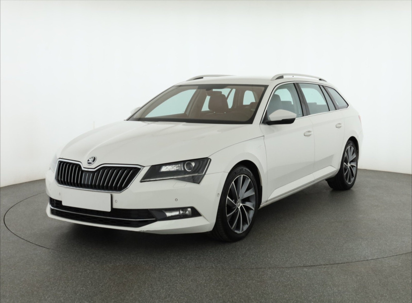 Škoda Superb, 2016