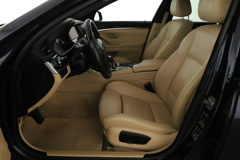 BMW 5, 2015