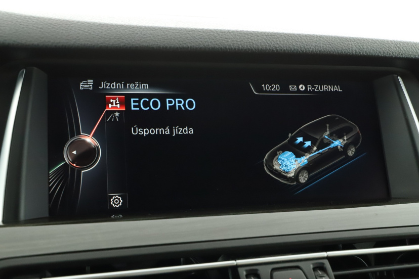 BMW 5, 2015
