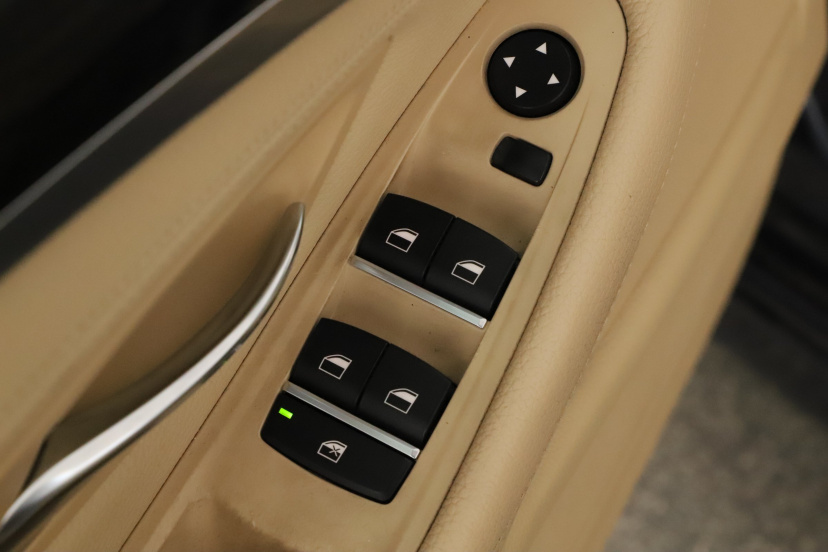 BMW 5, 2015