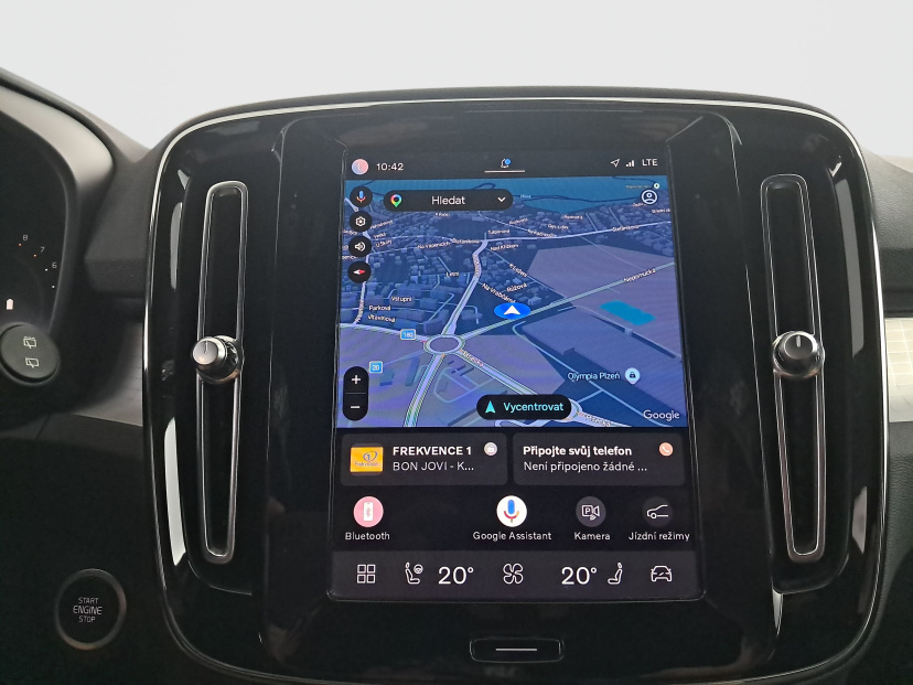 Volvo XC40, 2022