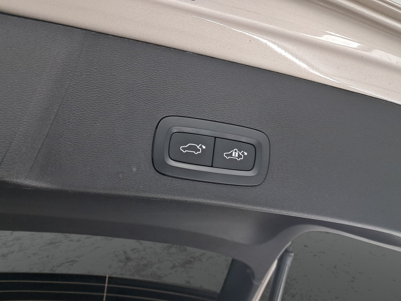Volvo XC40, 2022