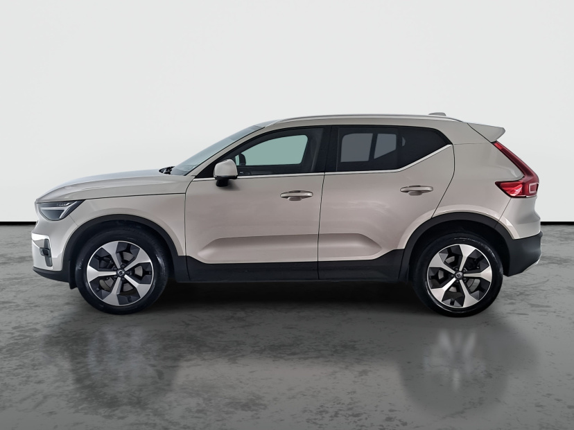Volvo XC40, 2022
