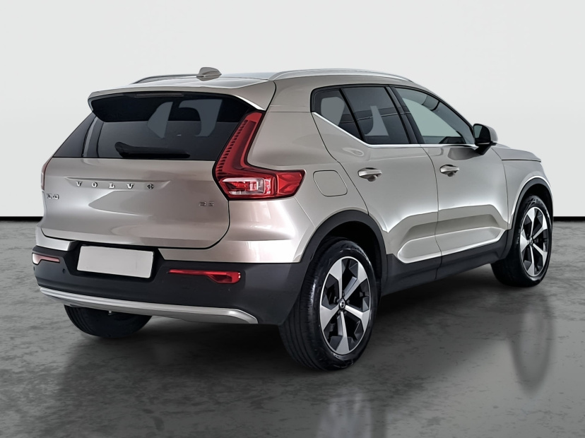 Volvo XC40, 2022