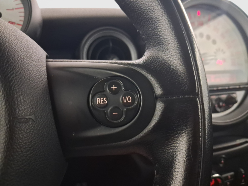 MINI 3-door, 2011
