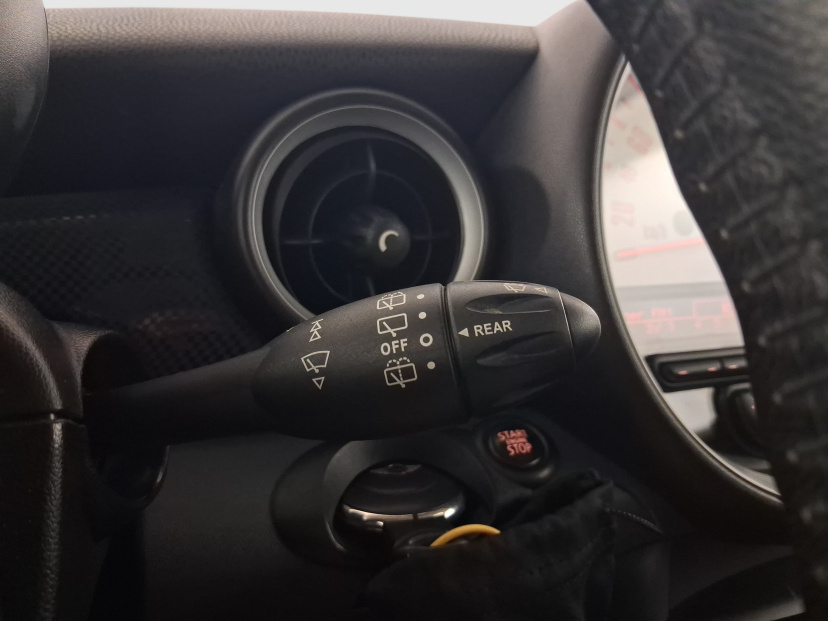 MINI 3-door, 2011
