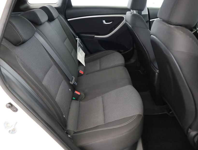 Hyundai i30, 2016