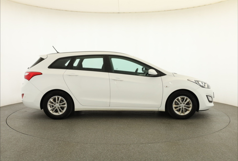 Hyundai i30, 2016