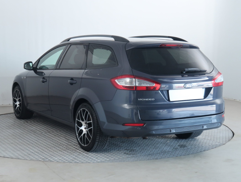 Ford Mondeo, 2011