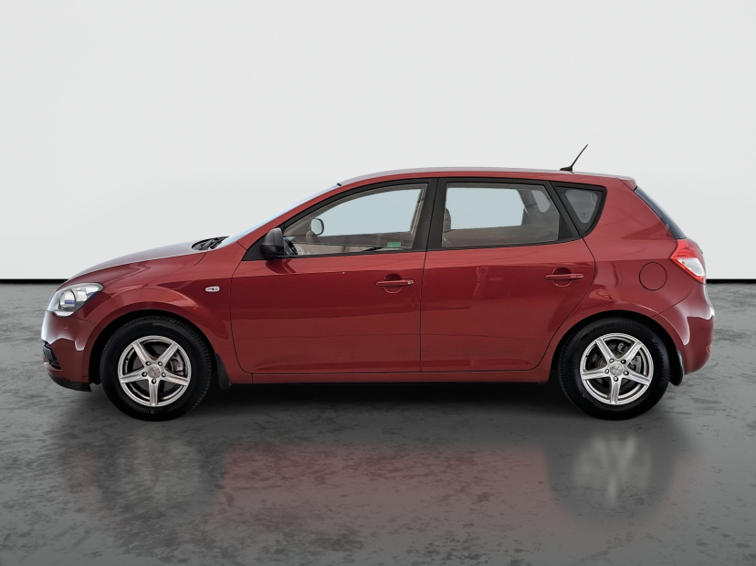 Kia Ceed, 2010