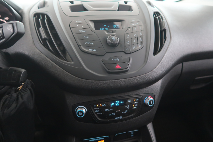 Ford Tourneo Courier, 2016