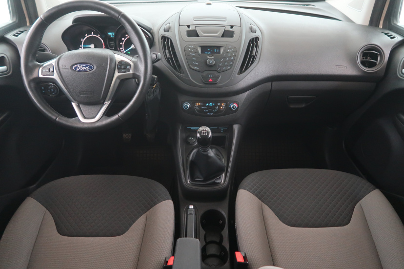 Ford Tourneo Courier, 2016