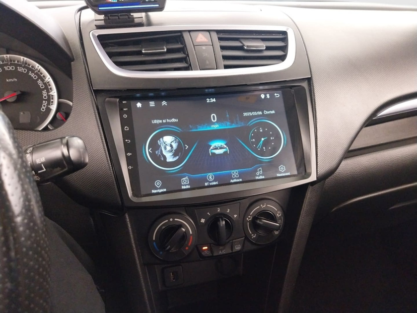 Suzuki Swift, 2015