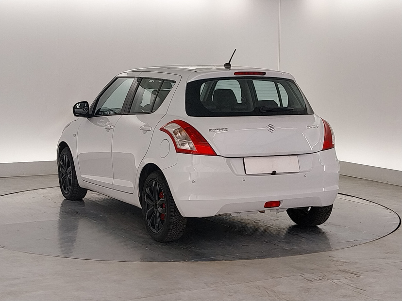 Suzuki Swift, 2015