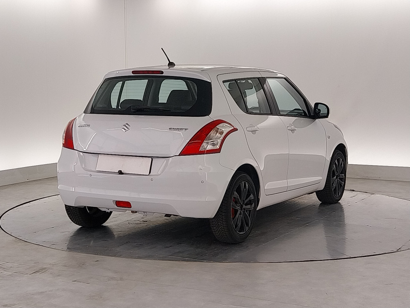Suzuki Swift, 2015