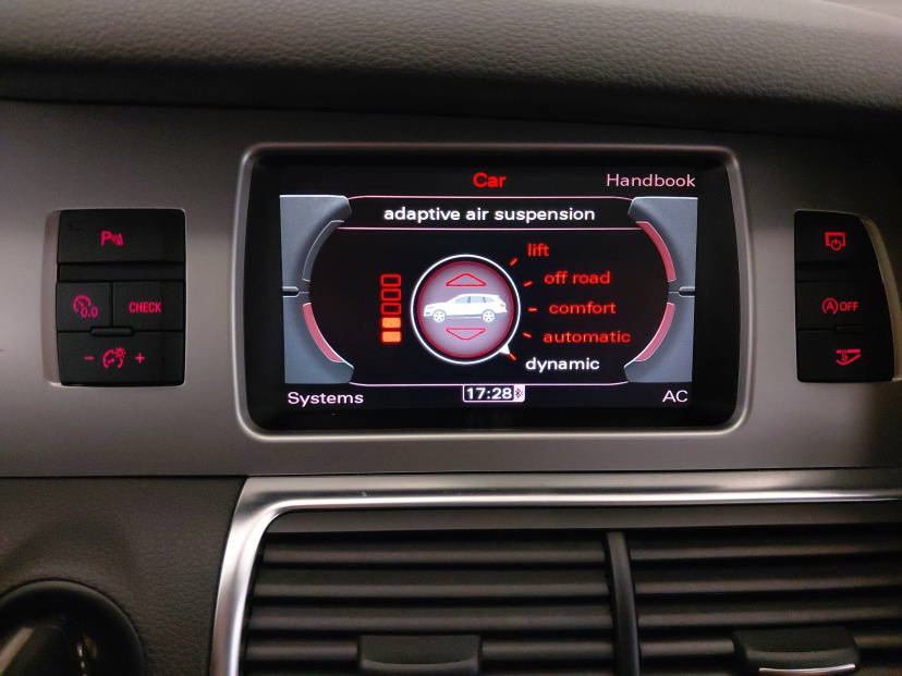 Audi Q7, 2011