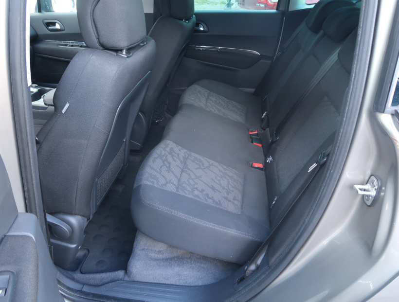 Peugeot 3008, 2010