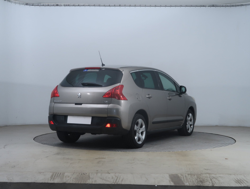 Peugeot 3008, 2010