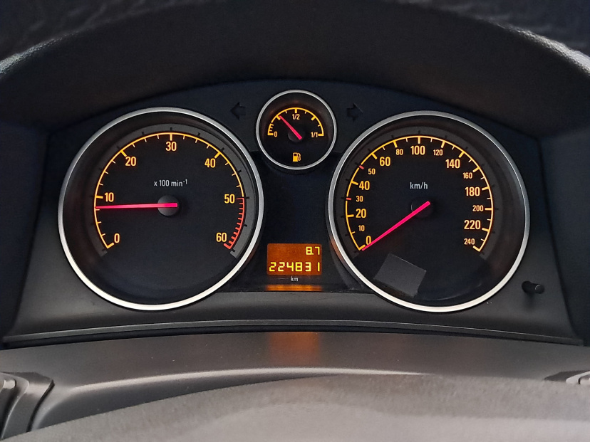 Opel Astra, 2008