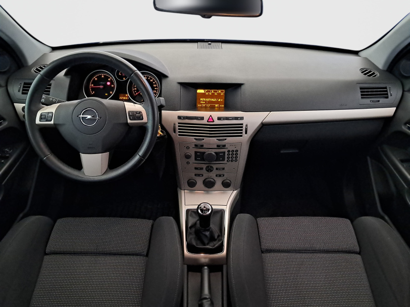 Opel Astra, 2008