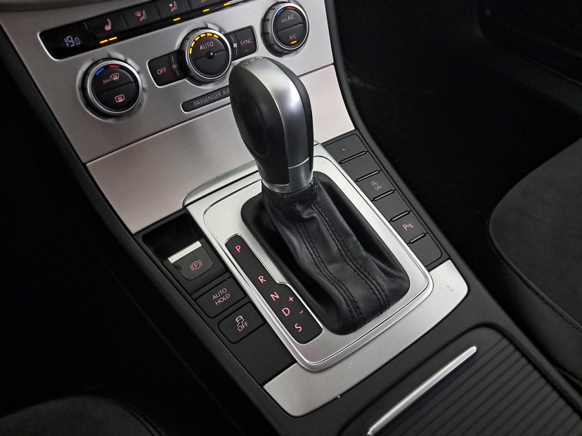 Volkswagen Passat, 2014