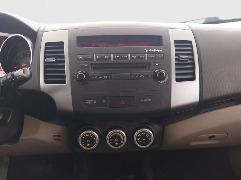 Mitsubishi Outlander, 2009