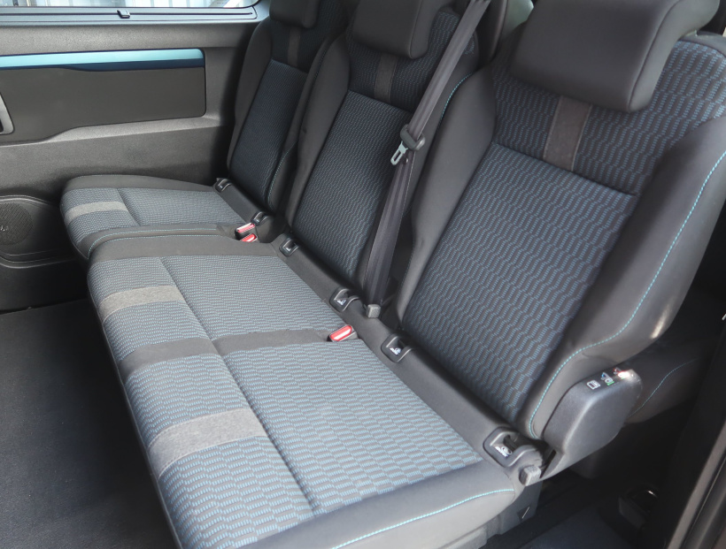 Peugeot Traveller, 2019