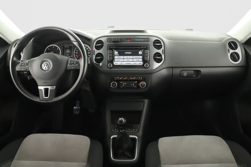 Volkswagen Tiguan, 2015
