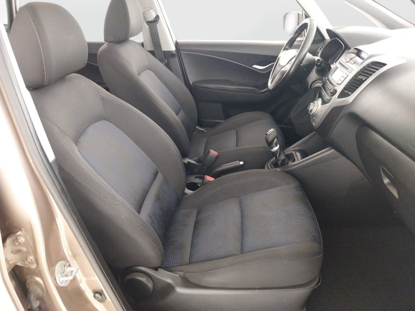 Hyundai ix20, 2013