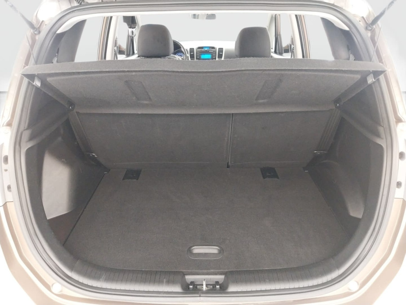 Hyundai ix20, 2013