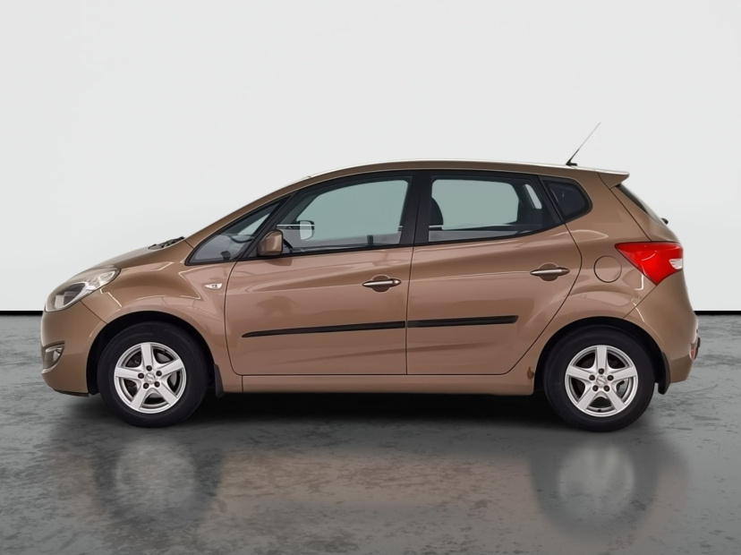 Hyundai ix20, 2013
