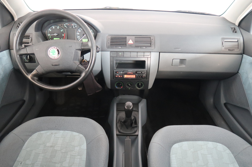 Škoda Fabia, 2000