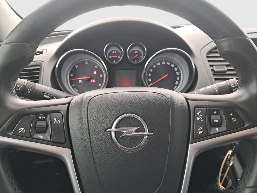 Opel Insignia, 2011