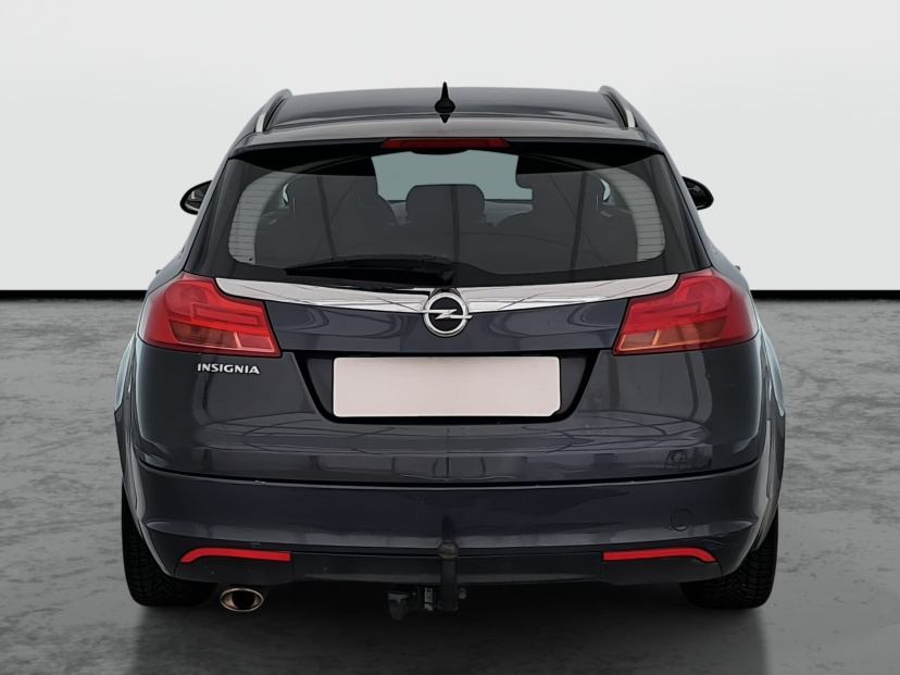 Opel Insignia, 2011