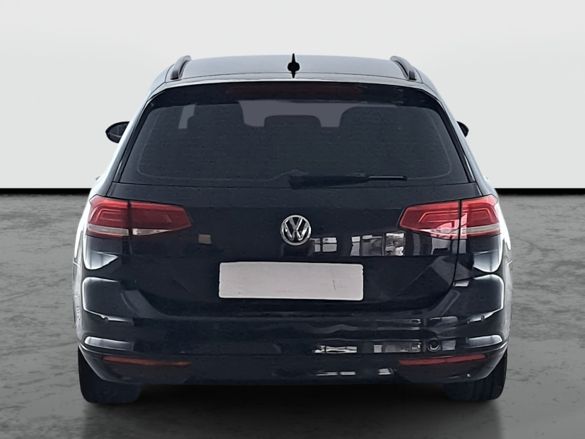 Volkswagen Passat, 2015