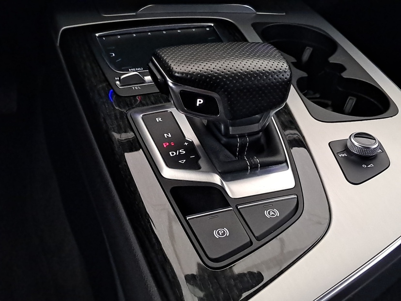 Audi Q7, 2015