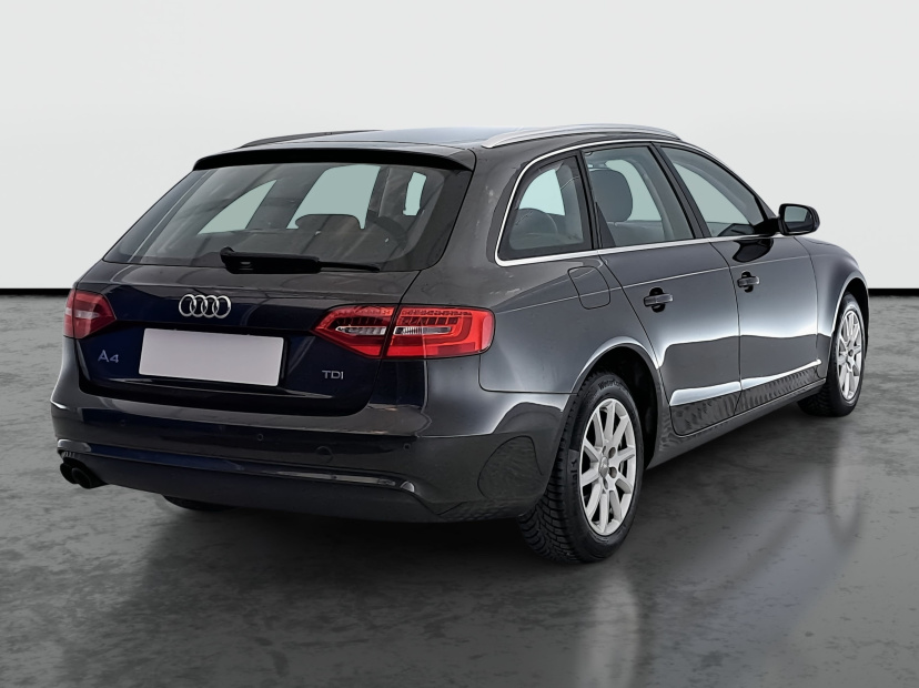 Audi A4, 2013