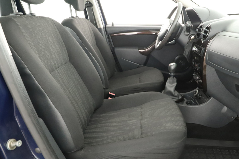 Dacia Duster, 2012