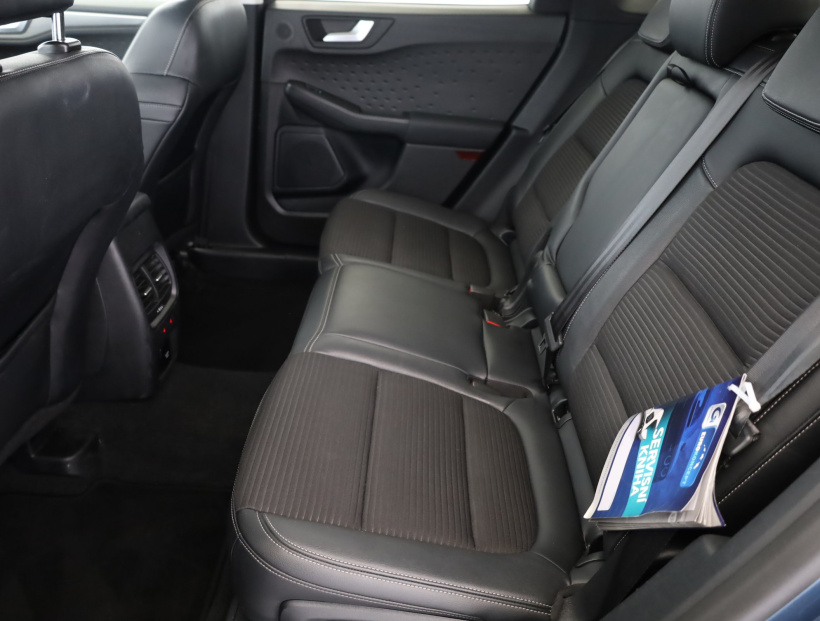 Ford Kuga, 2020