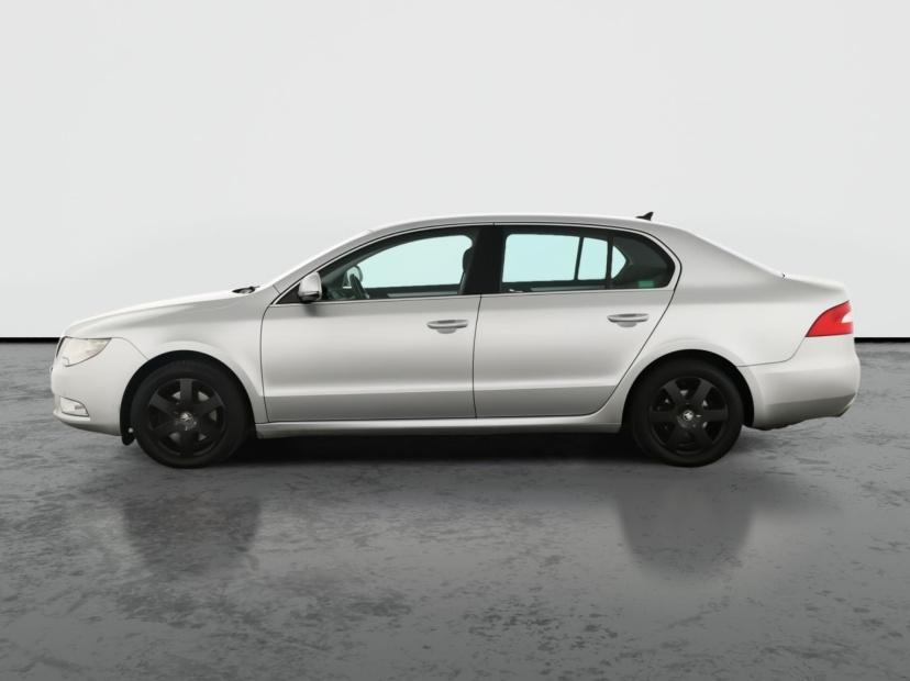 Škoda Superb, 2010
