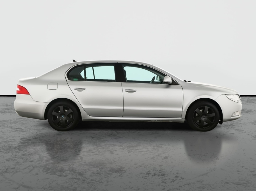Škoda Superb, 2010