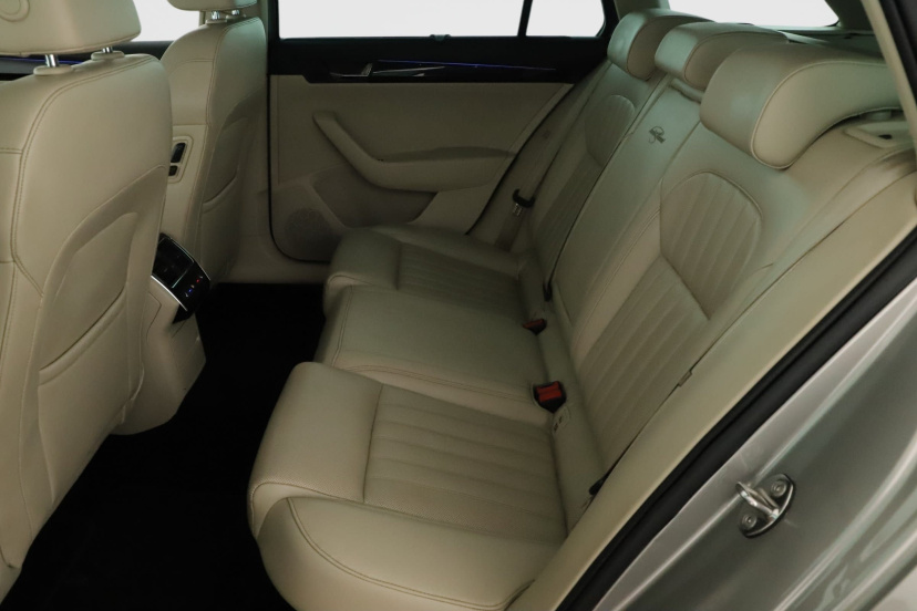 Škoda Superb, 2016