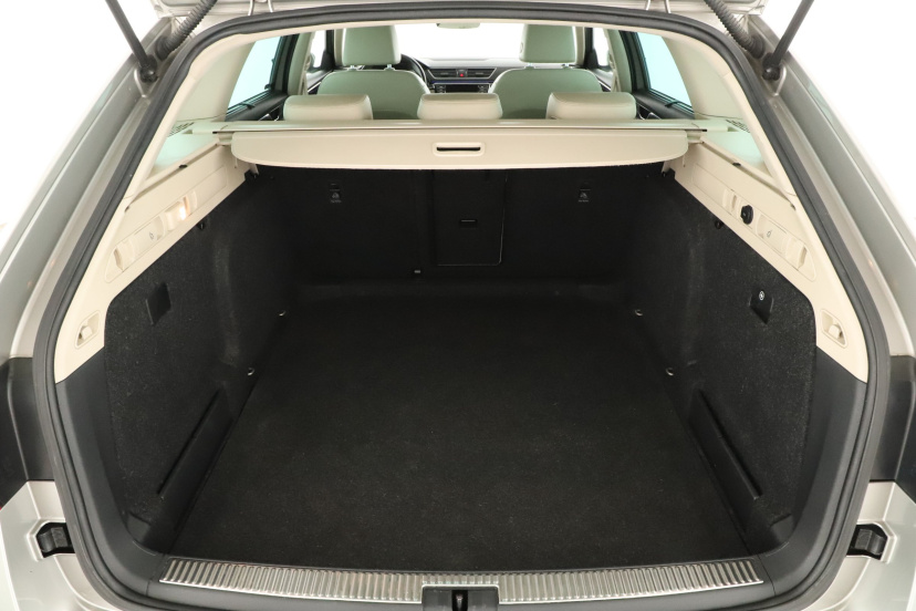 Škoda Superb, 2016