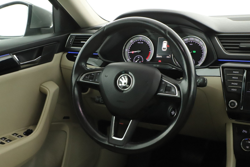 Škoda Superb, 2016