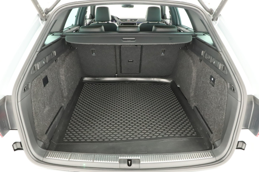 Škoda Superb, 2021