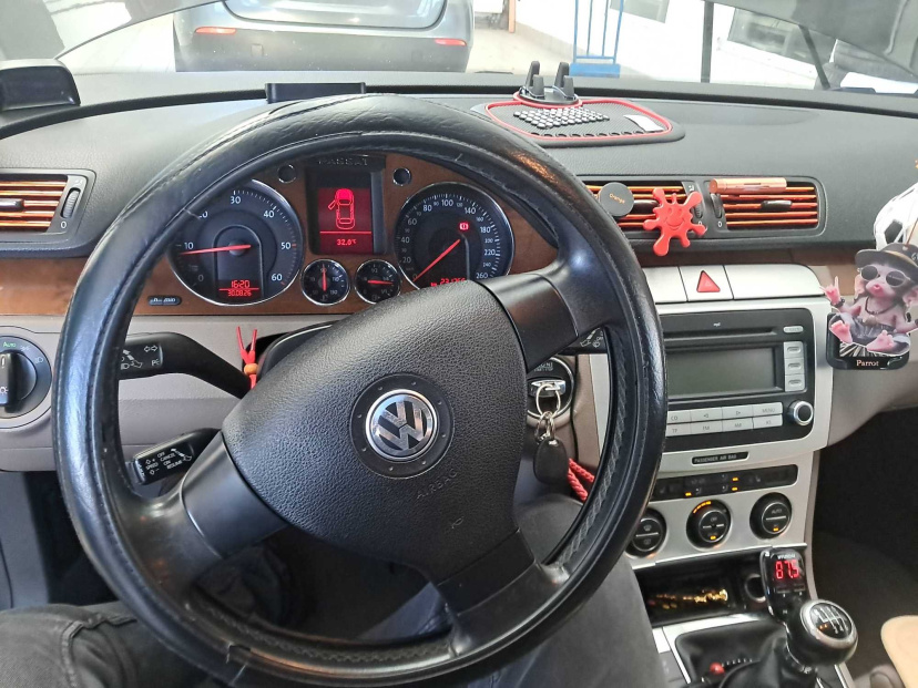 Volkswagen Passat, 2008