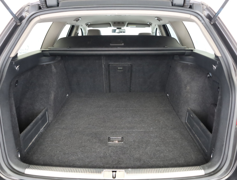 Volkswagen Passat, 2008