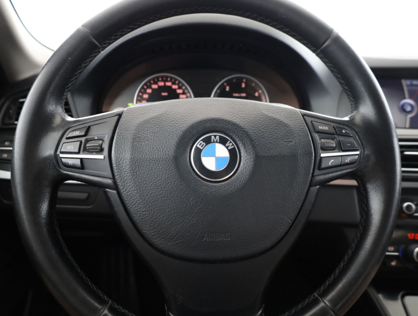 BMW 5, 2010