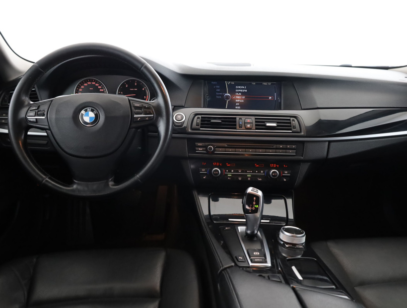BMW 5, 2010