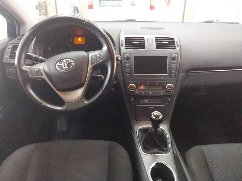 Toyota Avensis, 2009